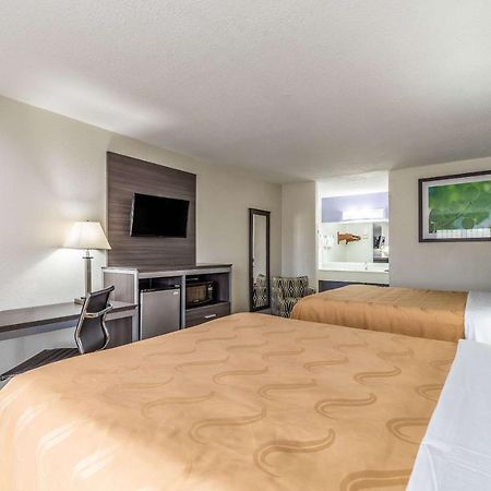 Quality Inn & Suites Canton Exteriér fotografie
